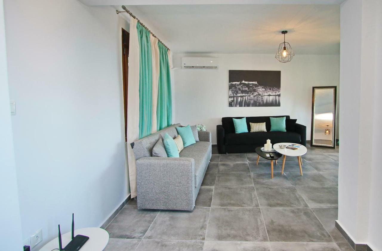 Old Town Luxury Suite كافالا المظهر الخارجي الصورة